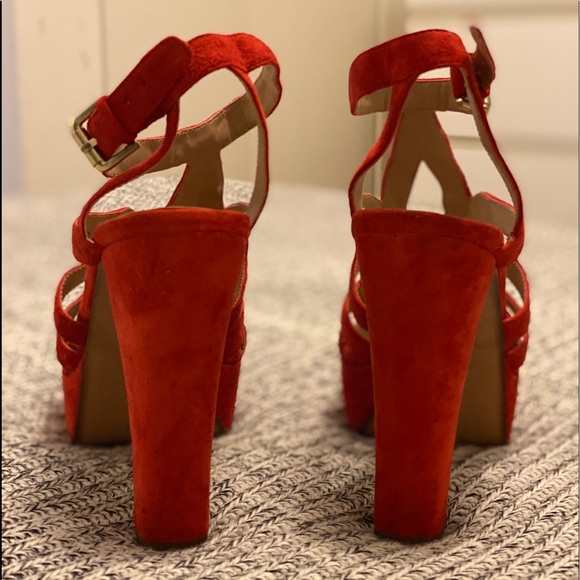 Zara Red Suede Platform Heels - Picture 4 of 7